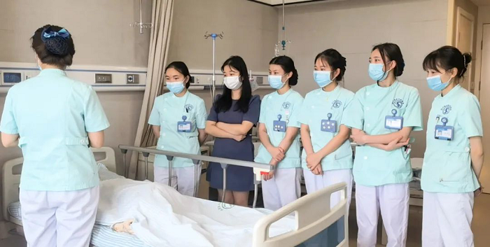 安全不松懈，警钟应长鸣