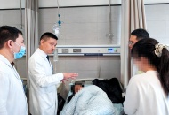 嗜铬细胞瘤藏身肾门腹主动脉旁——川泌机器人手术化险为夷