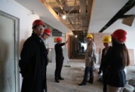 中信建投领导参观四川泌尿外科医院